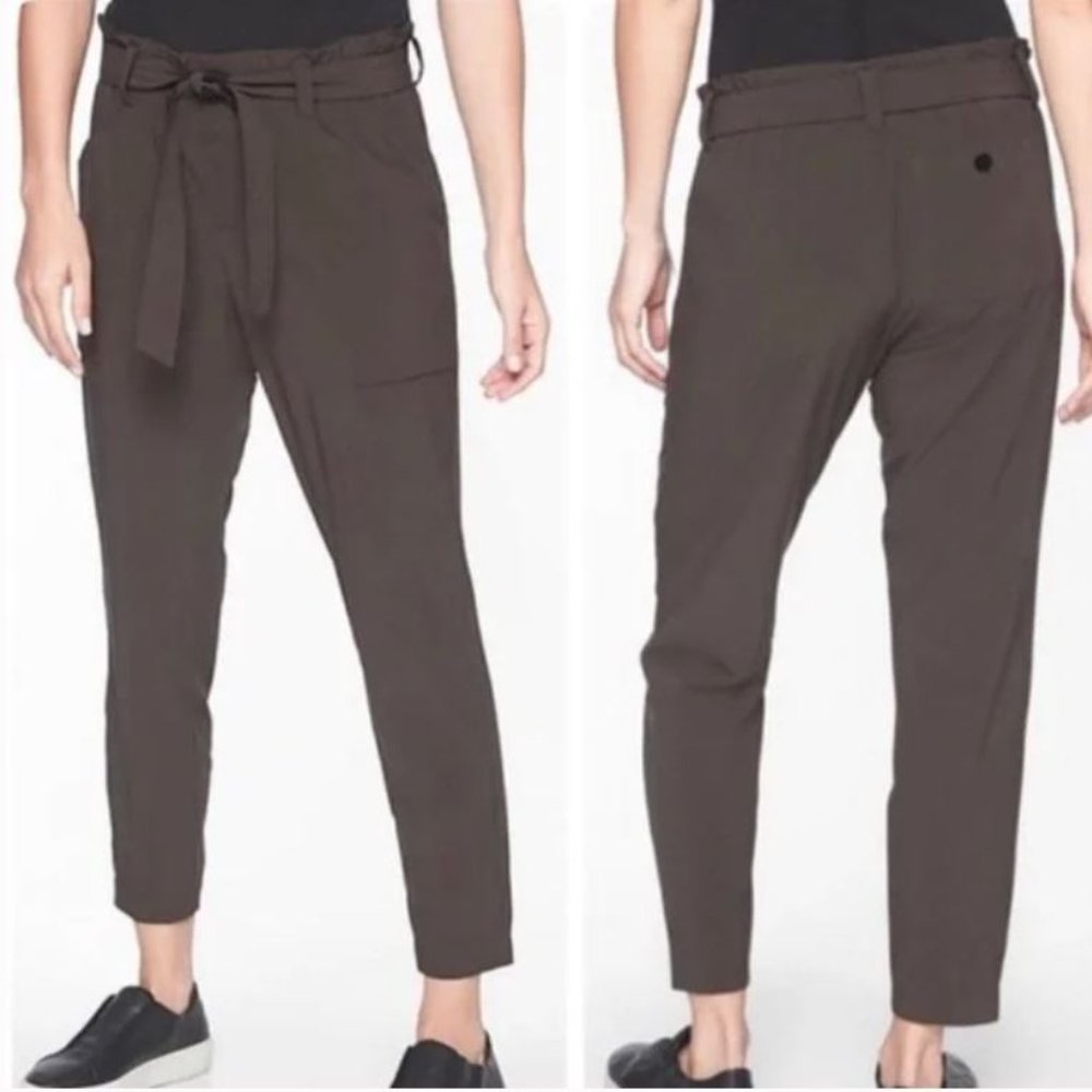 Athleta Skyline Paperbag Pant Arbor Olive, 12T